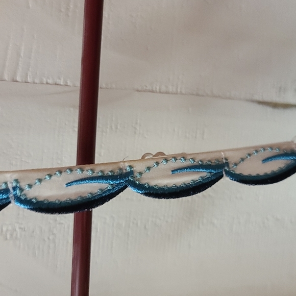 WHBM Tank top - Picture 2 of 4